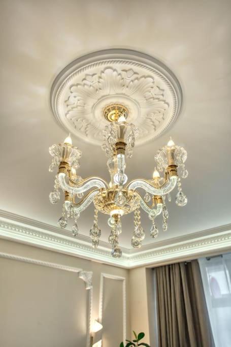 Charming New 2 Bedrooms With Aircon Appartement *